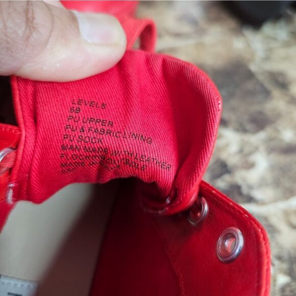 Steve Madden women's fashion hi-top red shoes size 6  594 - Picture 10 of 11